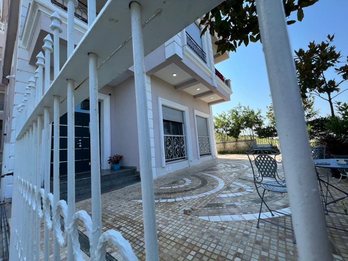 Dom wakacyjny Luiss Panorama Durrës